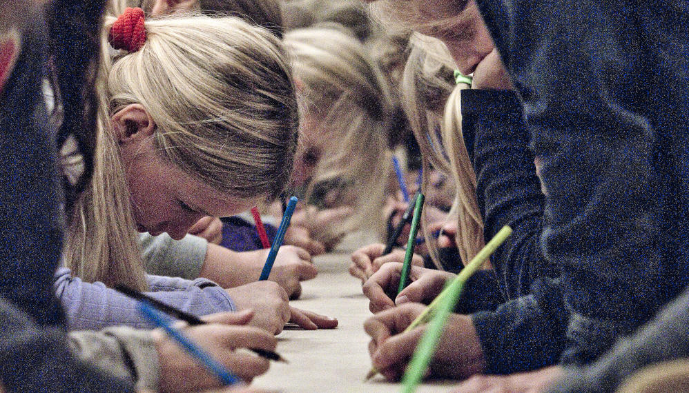 Elever tegner på Statens Museum for Kunst