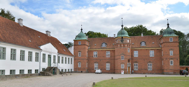 Hollufgaard