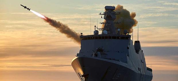 Ny dansk fregat affyrer missil