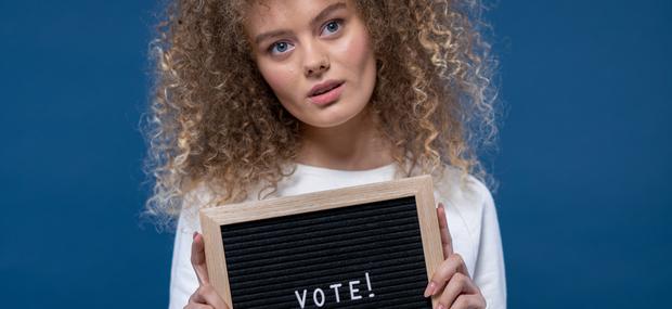 Pige med tavle (vote)
