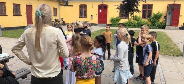 Under forløbet leges der lege fra gamle dage