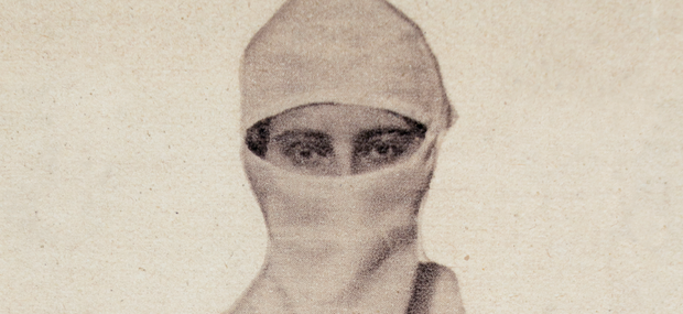 Sygeplejerske med maske. Fra Berlingske Tidenes tillæg "Ude og Hjemme", november 1918