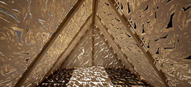 Amanda Betz. Indusfloden, 2023. Foto: Malle Madsen. Billedet viser en detalje fra kunstneren Amanda Betz' telt lavet af bomuldspapir.