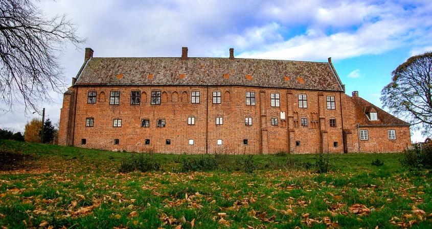 Skoletjenesten undervisningstilbud Esrum kloster og Moellegaard